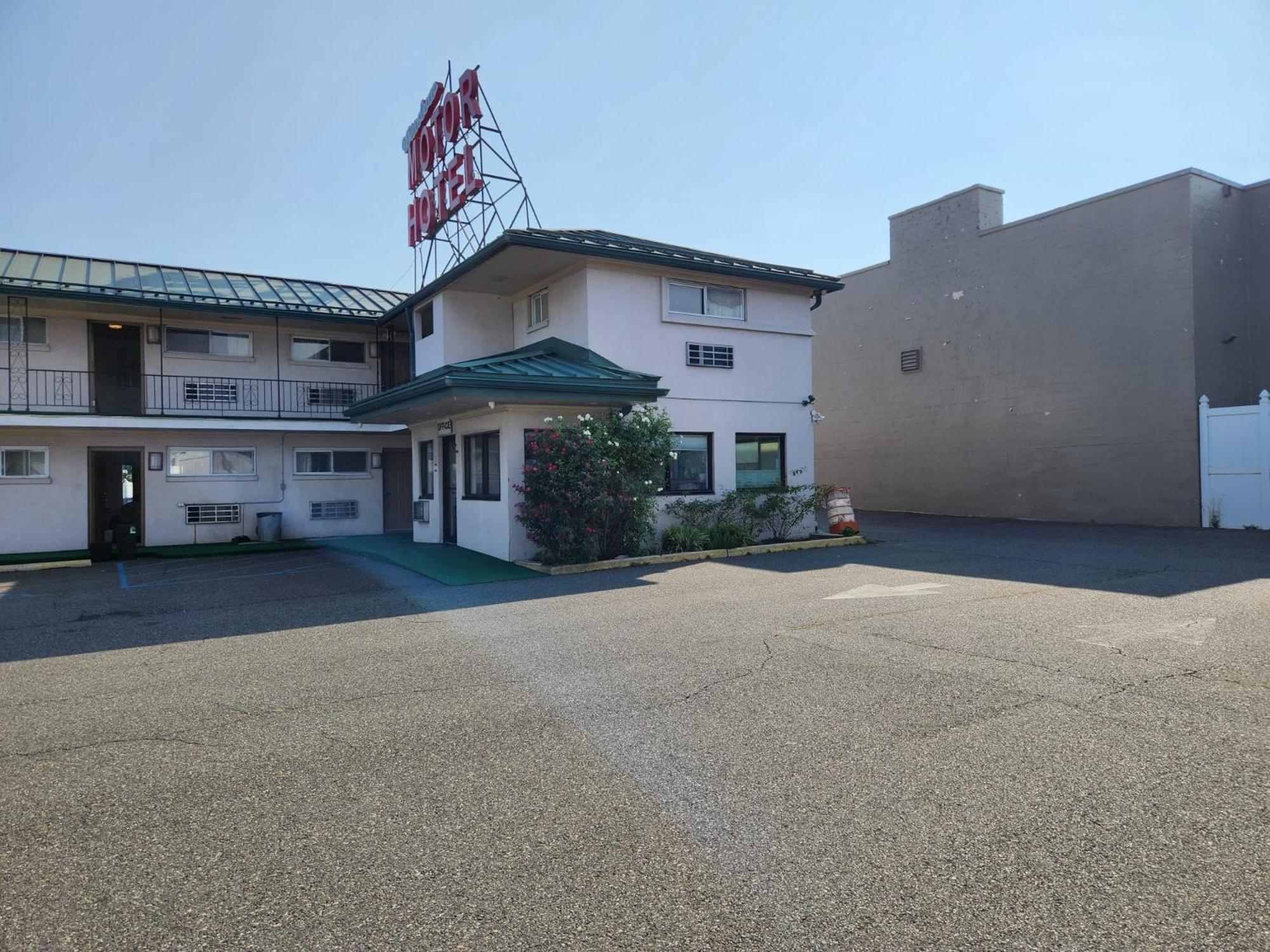 Winslow Motel Ліндгерст Екстер'єр фото